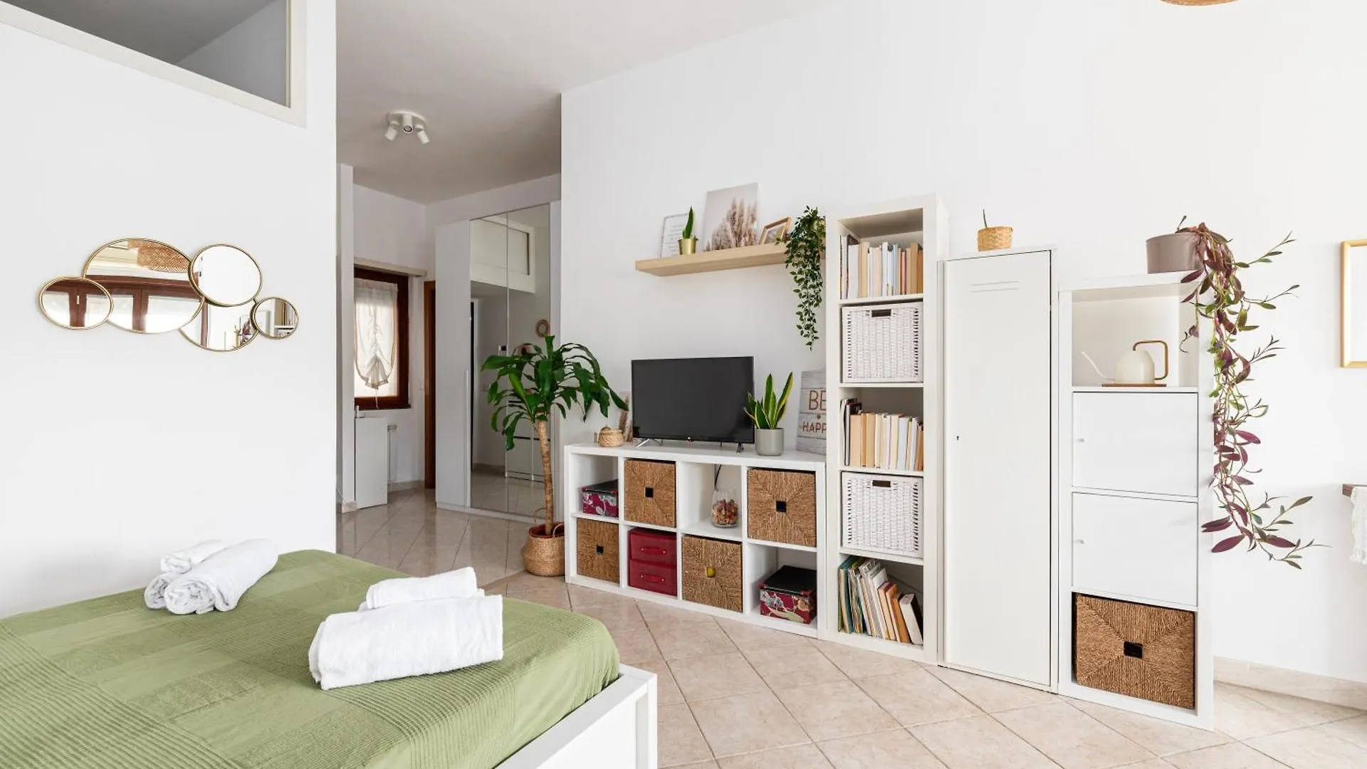 Tiny Boho Chic Apartment Lido di Ostia Italy